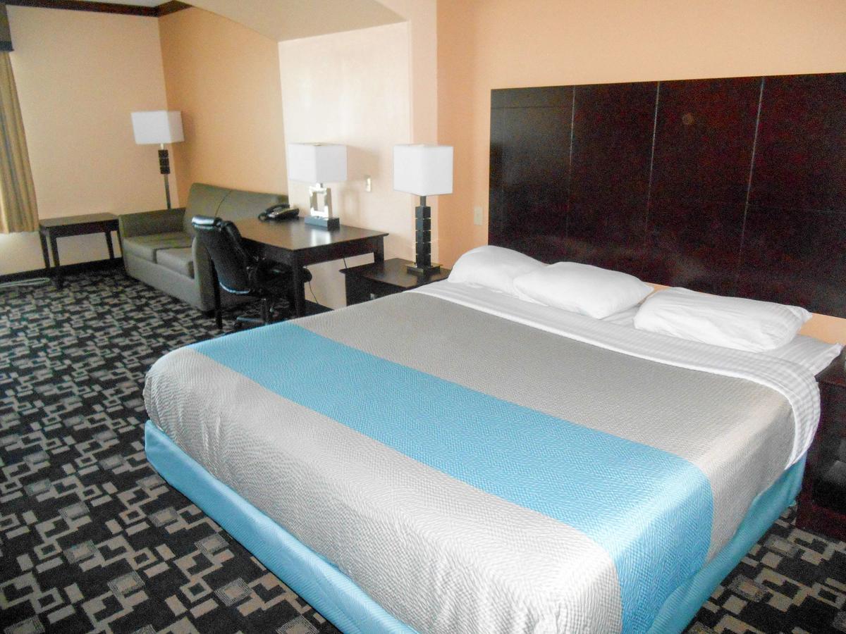 6-joshua, Tx Hotel